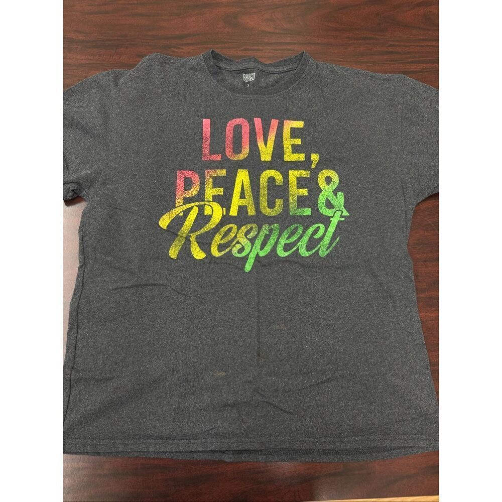 Brisco Brands Love, Peace & Respect Grey Short Sleeve Tee Size X-Large